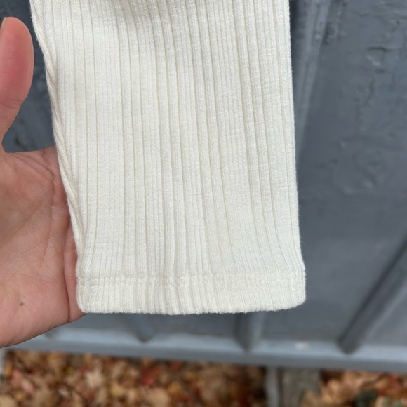 Vince Pearl Button Cardigan, size XL - Picture 7 of 10